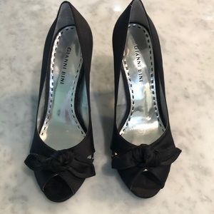 Gianni Bini Black Stain Heels, Size 7 M